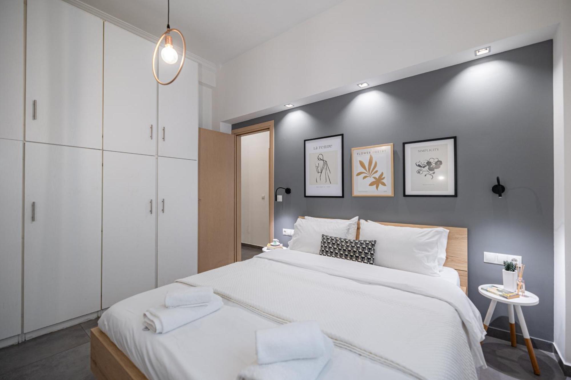 Ports Crossroad C Apartment Пирея Екстериор снимка